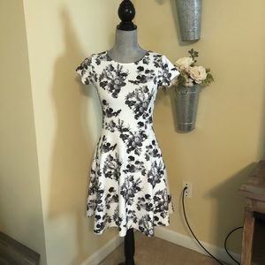Abercrombie & Fitch floral dress